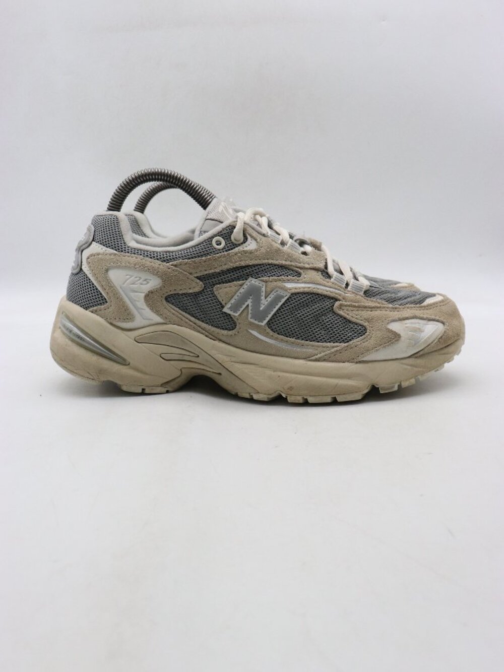 New Balance 725 Raincloud Men's 7 Women's 8.5 D Sneaker Light  White ML725AA